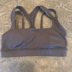 Black lululemon sports bra